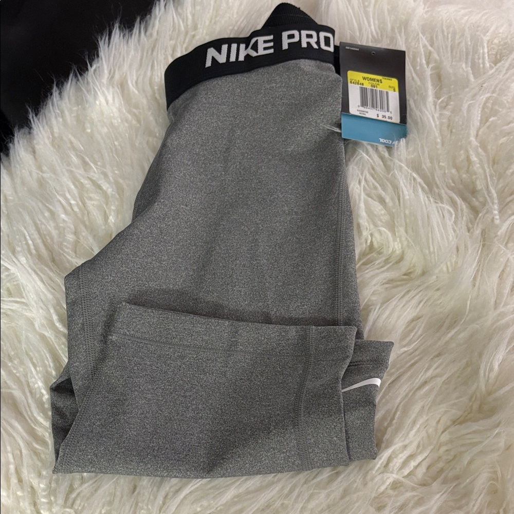 Nike Pro  Charcoal stay cool